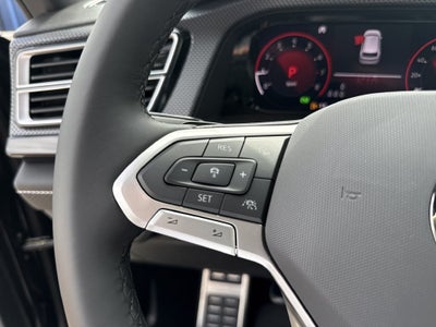 2026 Volkswagen Atlas Cross Sport SEL Premium R-Line