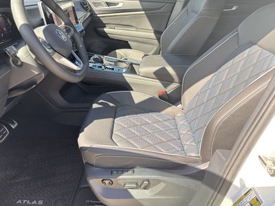 2026 Volkswagen Atlas Cross Sport SEL Premium R-Line