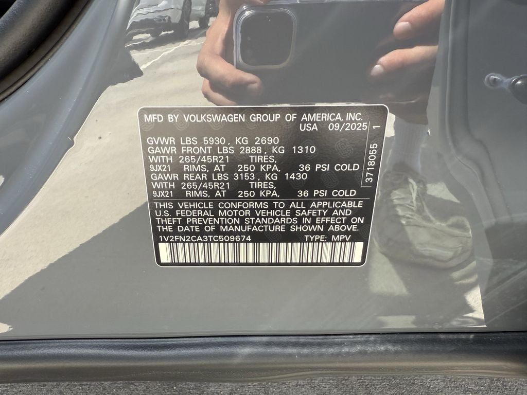 2026 Volkswagen Atlas 2.0T SEL Premium R-Line