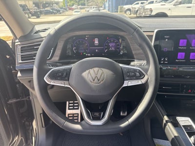 2026 Volkswagen Atlas 2.0T SEL Premium R-Line