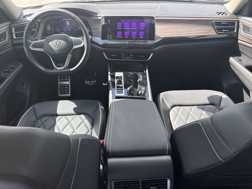 2026 Volkswagen Atlas 2.0T SEL Premium R-Line