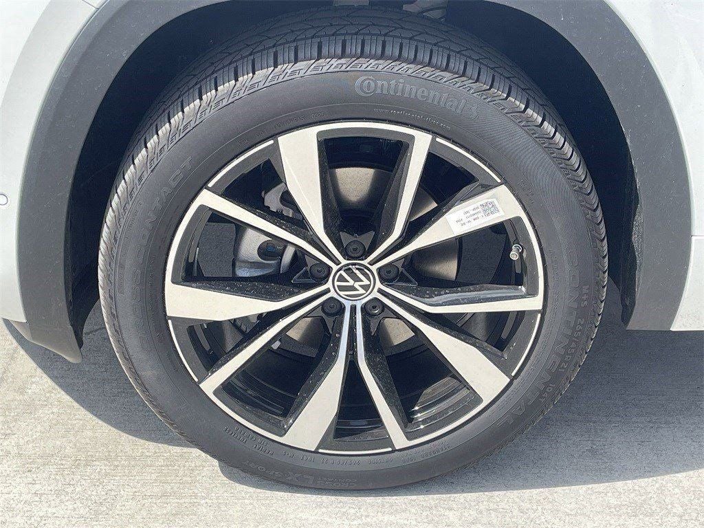 2025 Volkswagen Atlas 2.0T SEL Premium R-Line