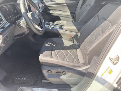 2026 Volkswagen Atlas Cross Sport SE w/Technology
