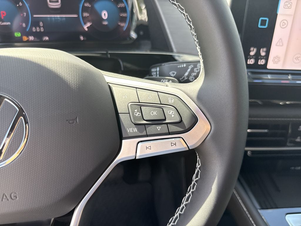2026 Volkswagen Atlas Cross Sport SE w/Technology