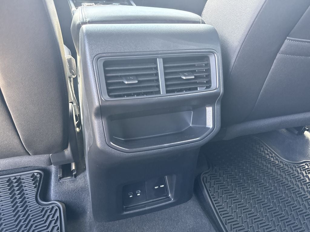 2026 Volkswagen Atlas Cross Sport SE w/Technology