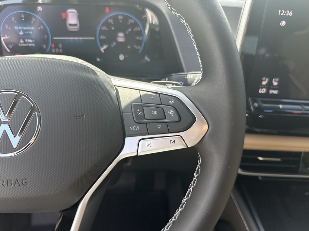 2026 Volkswagen Atlas Cross Sport SE w/Technology