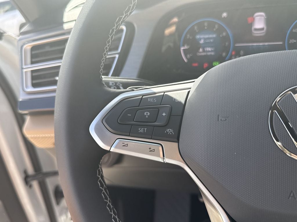 2026 Volkswagen Atlas Cross Sport SE w/Technology