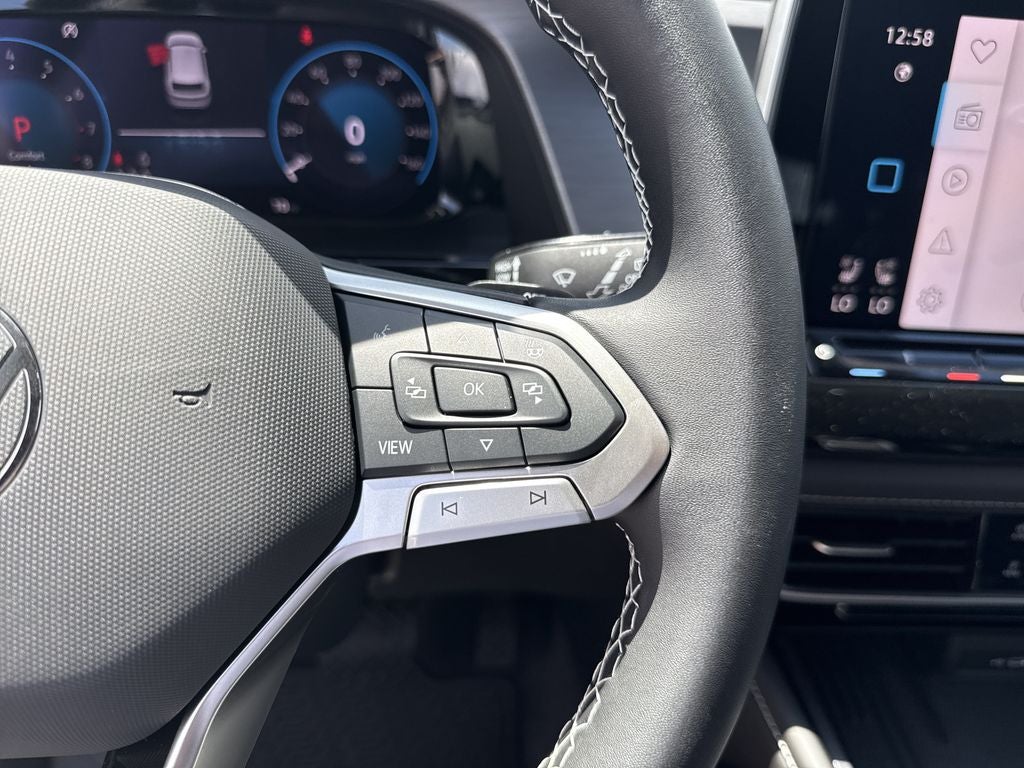 2026 Volkswagen Atlas Cross Sport 2.0T SE w/Technology