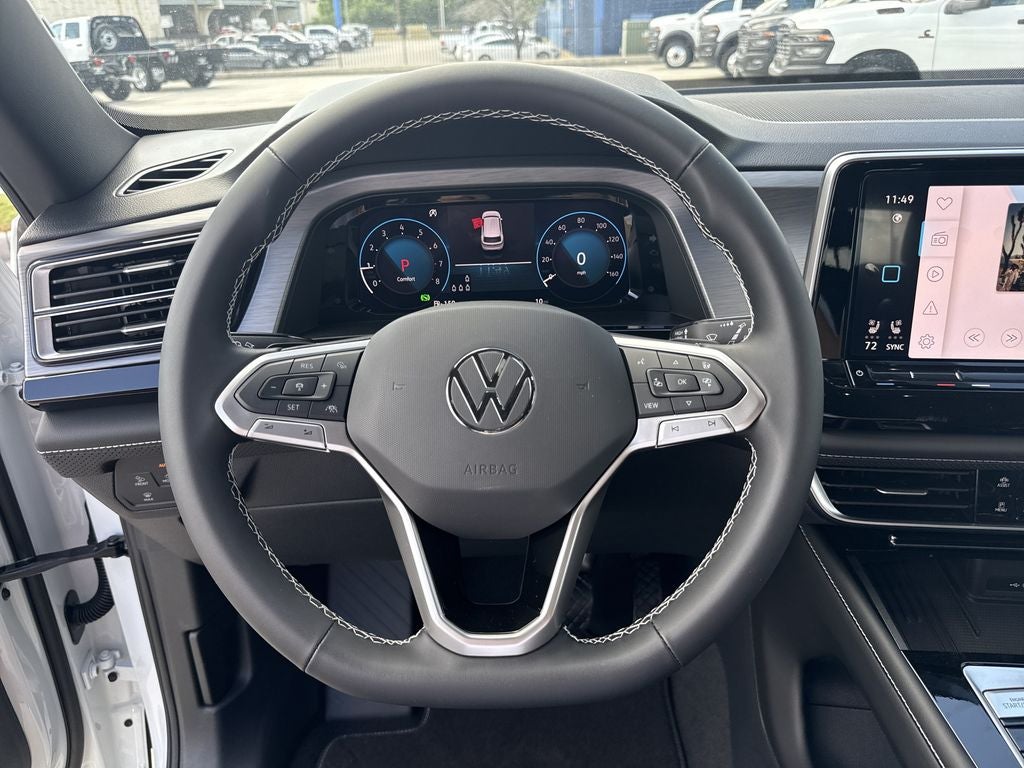 2026 Volkswagen Atlas Cross Sport 2.0T SE w/Technology