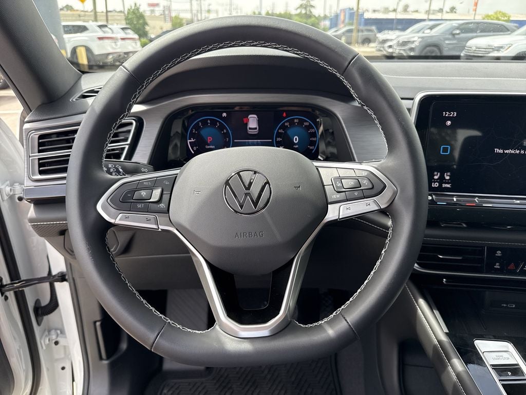2026 Volkswagen Atlas Cross Sport 2.0T SE w/Technology