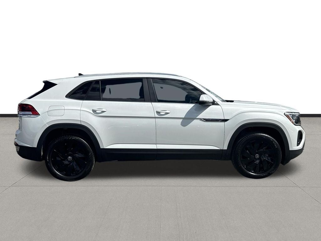 2026 Volkswagen Atlas Cross Sport SE w/Technology