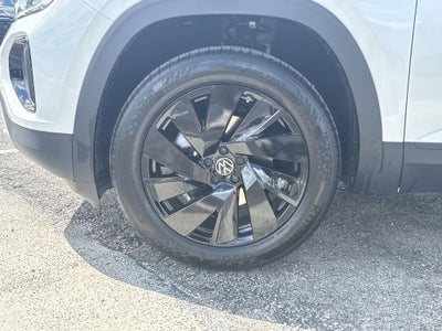2026 Volkswagen Atlas Cross Sport SE w/Technology