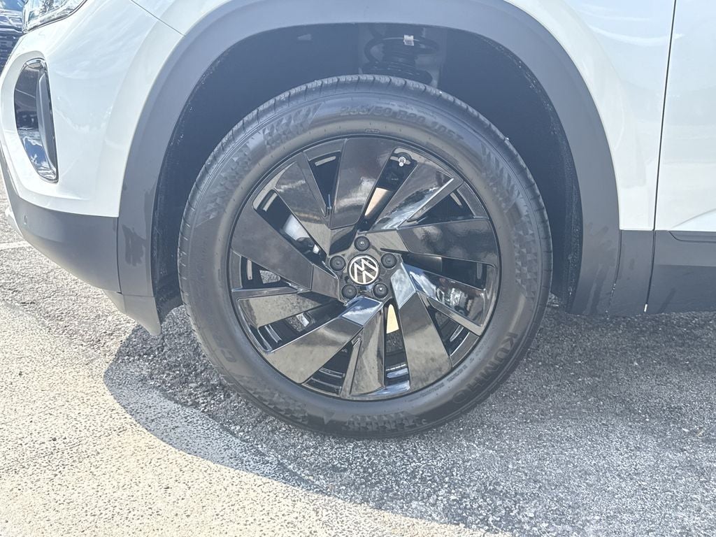 2026 Volkswagen Atlas Cross Sport SE w/Technology