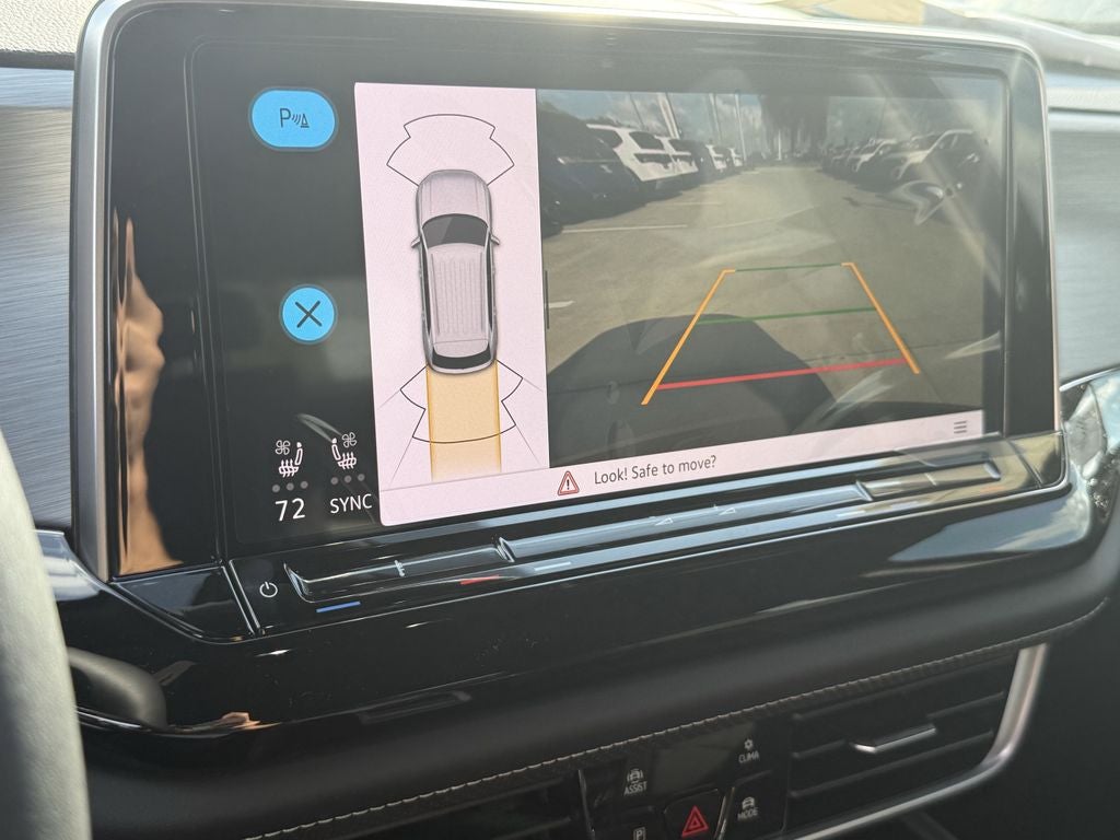 2026 Volkswagen Atlas Cross Sport 2.0T SE w/Technology