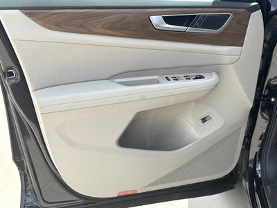 2026 Volkswagen Atlas SE w/Technology
