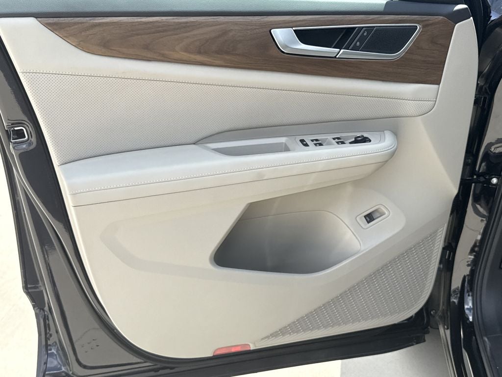 2026 Volkswagen Atlas SE w/Technology