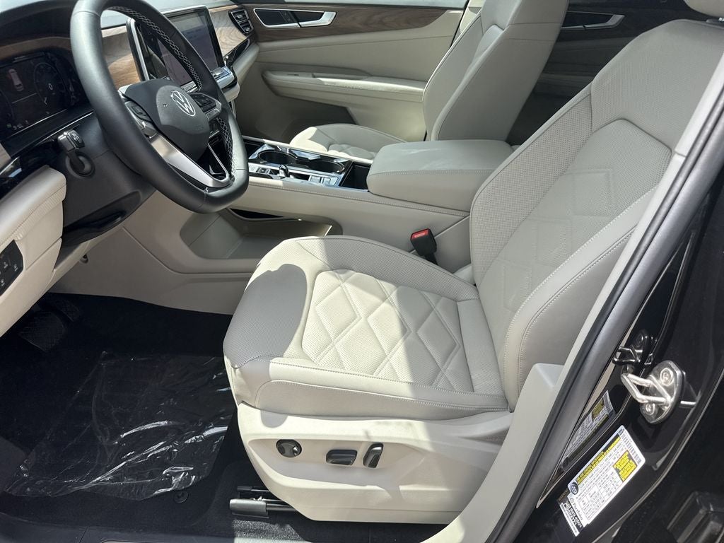2026 Volkswagen Atlas SE w/Technology