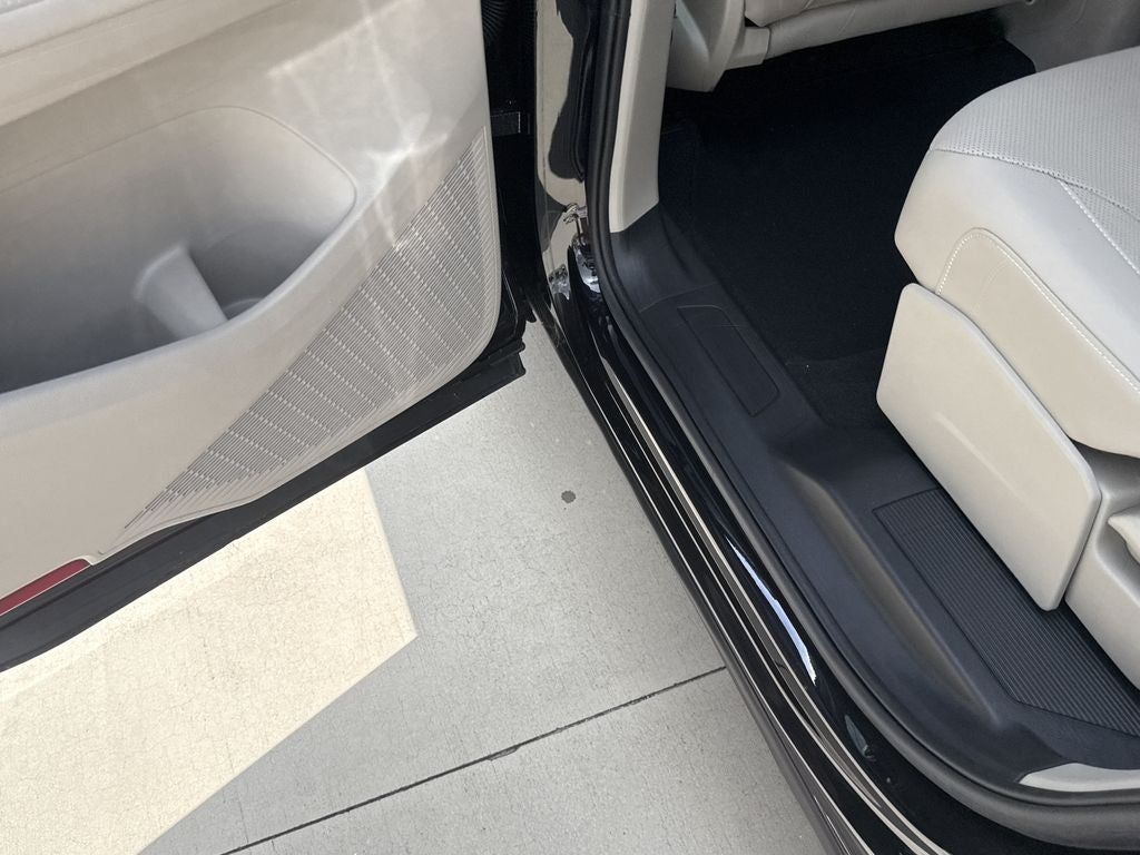 2026 Volkswagen Atlas SE w/Technology