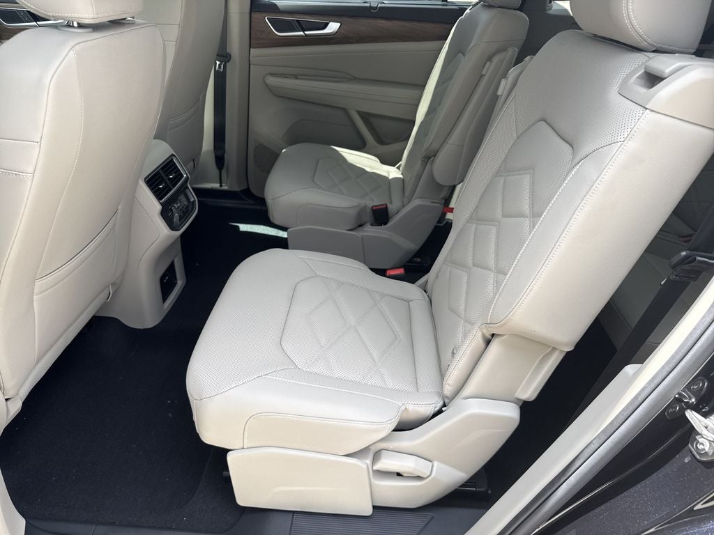 2026 Volkswagen Atlas SE w/Technology