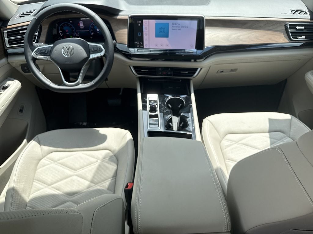 2026 Volkswagen Atlas SE w/Technology