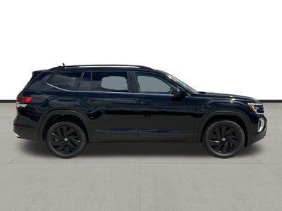 2026 Volkswagen Atlas SE w/Technology