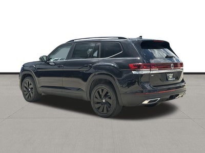 2026 Volkswagen Atlas SE w/Technology