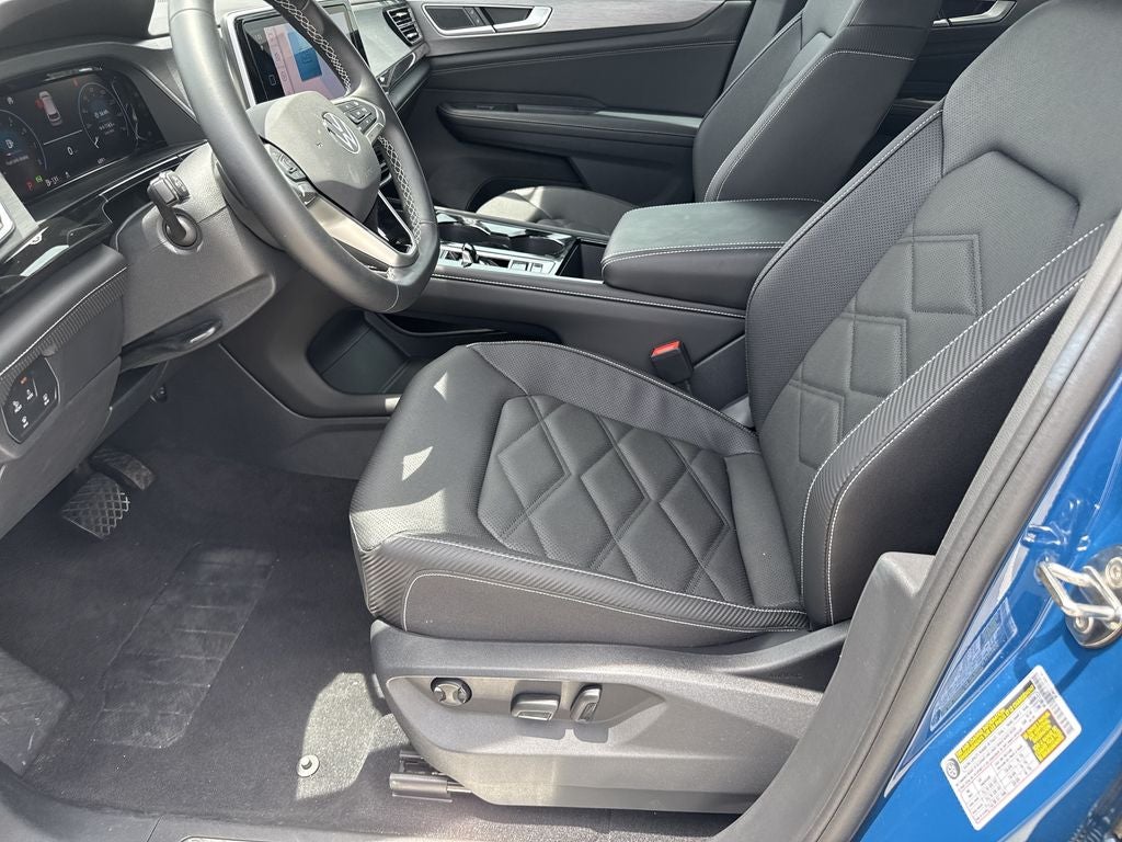 2026 Volkswagen Atlas Cross Sport 2.0T SE w/Technology