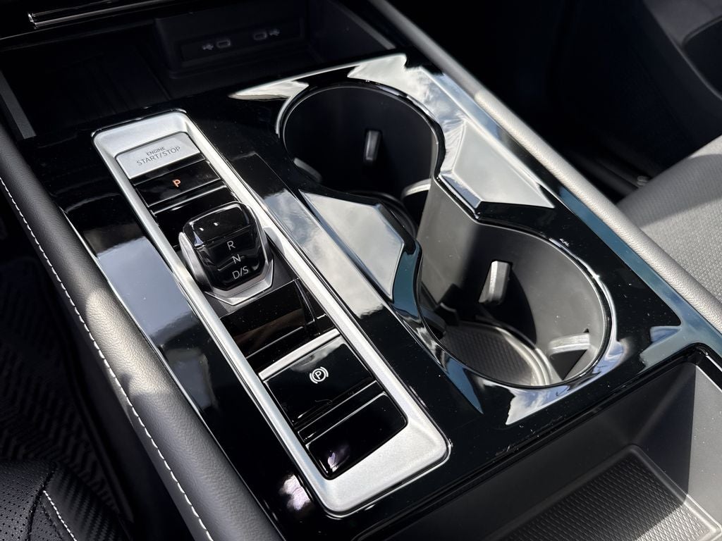 2026 Volkswagen Atlas Cross Sport SE w/Technology