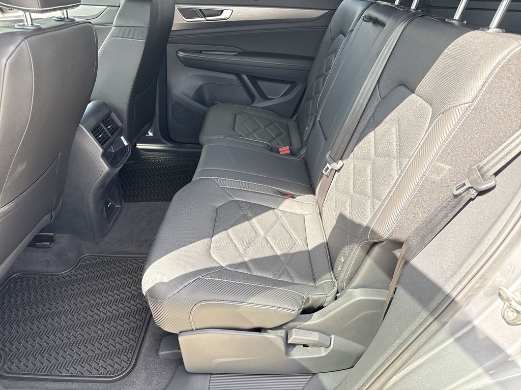 2026 Volkswagen Atlas Cross Sport SE w/Technology