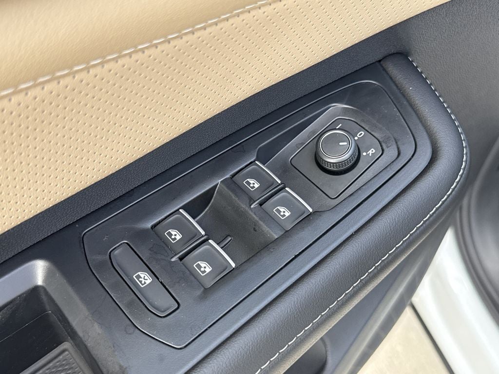 2026 Volkswagen Atlas Cross Sport SE w/Technology