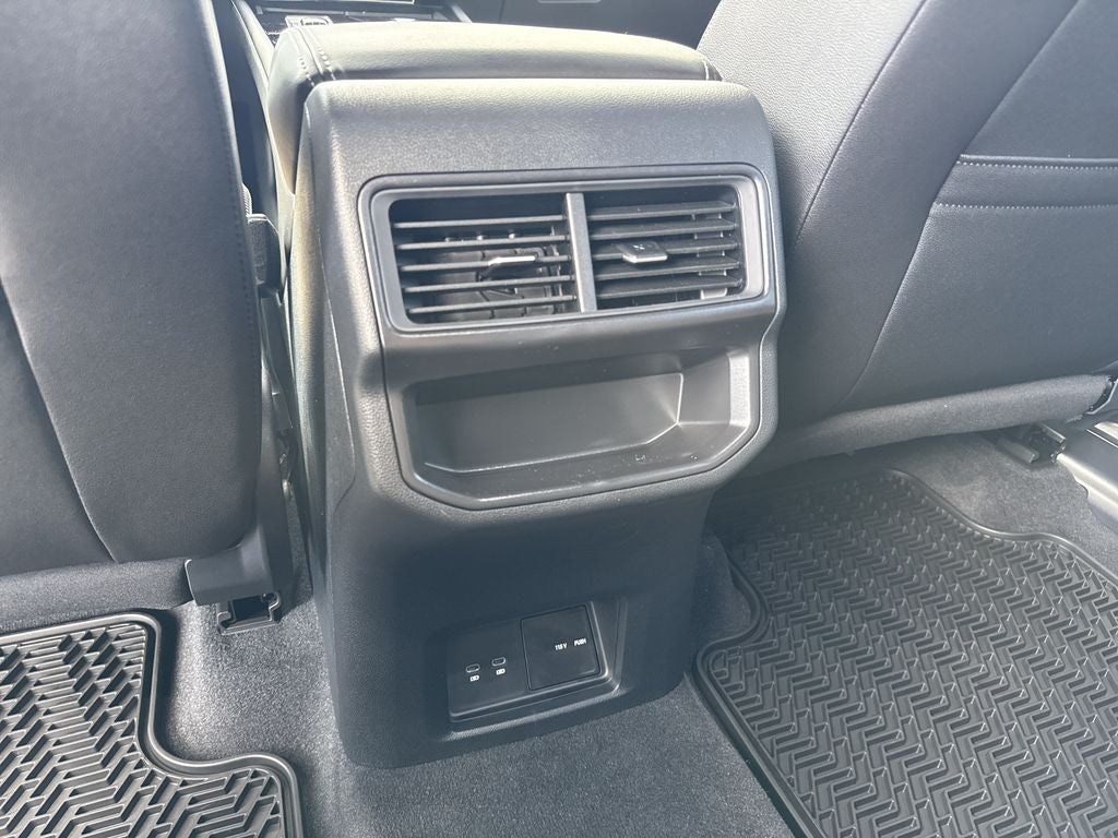 2026 Volkswagen Atlas Cross Sport SE w/Technology