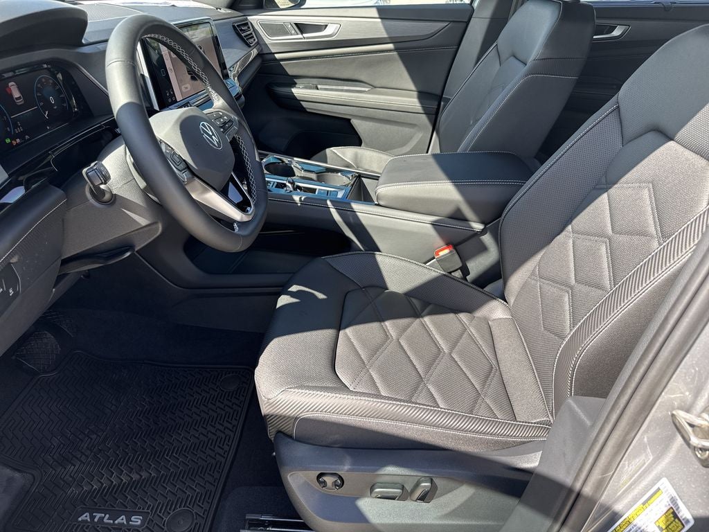 2026 Volkswagen Atlas Cross Sport SE w/Technology