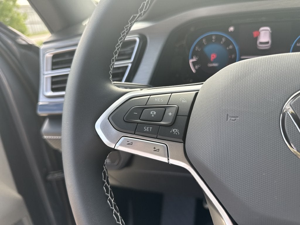 2026 Volkswagen Atlas Cross Sport SE w/Technology