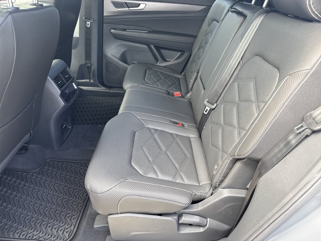 2026 Volkswagen Atlas Cross Sport SE w/Technology