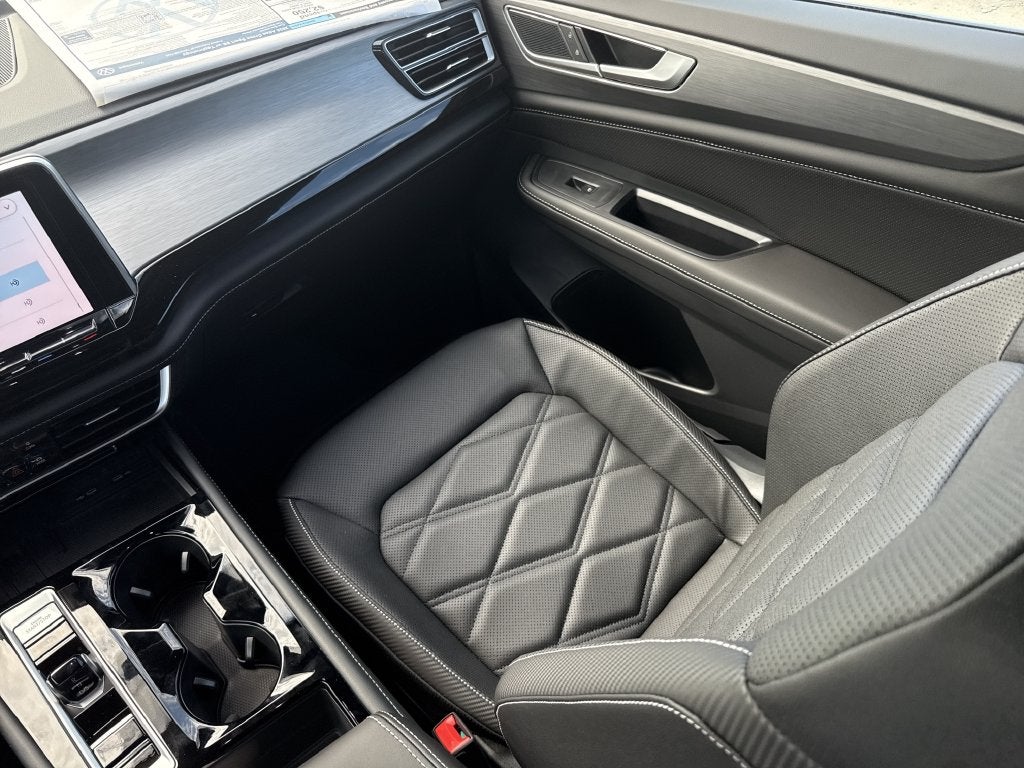2026 Volkswagen Atlas Cross Sport SE w/Technology