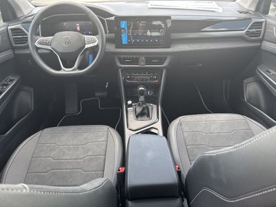 2026 Volkswagen Taos 1.5T SE Black