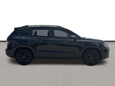 2026 Volkswagen Taos 1.5T SE Black