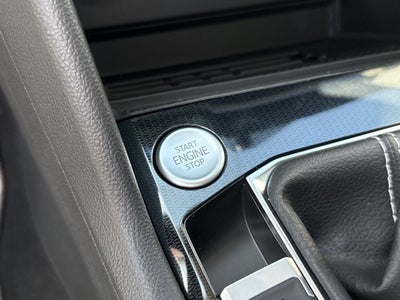 2026 Volkswagen Taos 1.5T SE Black