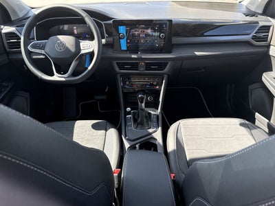 2026 Volkswagen Taos 1.5T SE Black