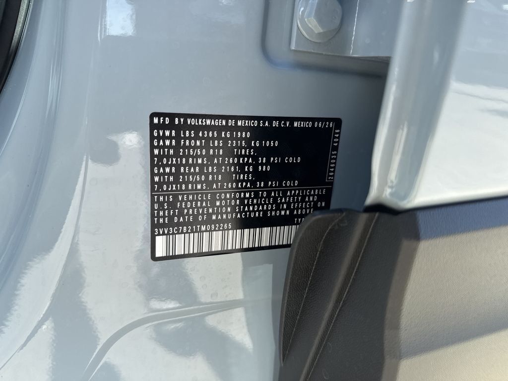 2026 Volkswagen Taos 1.5T SE Black
