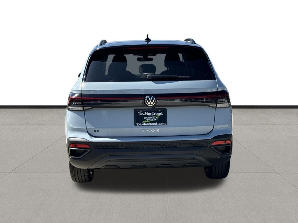 2026 Volkswagen Taos 1.5T SE Black