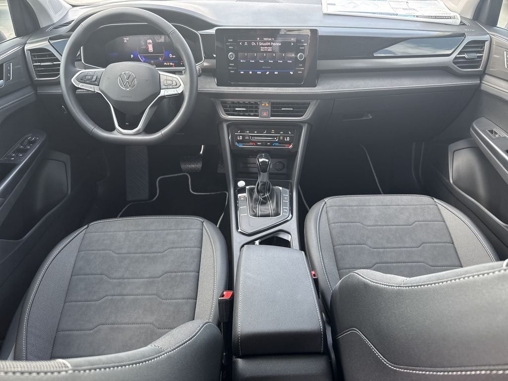 2026 Volkswagen Taos 1.5T SE Black