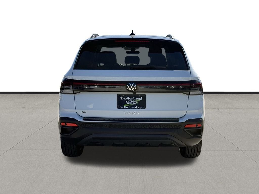 2026 Volkswagen Taos 1.5T SE Black