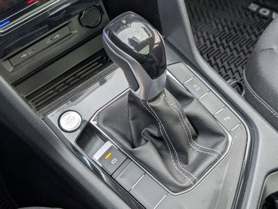 2026 Volkswagen Taos 1.5T SE Black