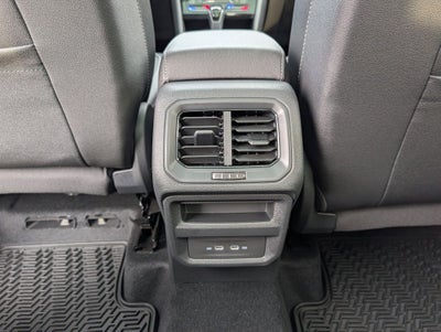 2026 Volkswagen Taos 1.5T SE Black