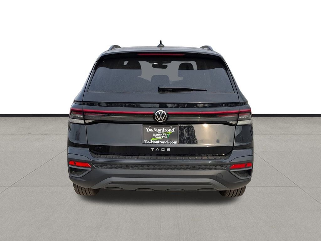 2026 Volkswagen Taos 1.5T SE Black