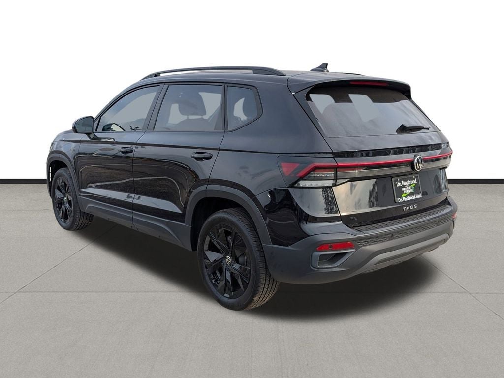 2026 Volkswagen Taos 1.5T SE Black