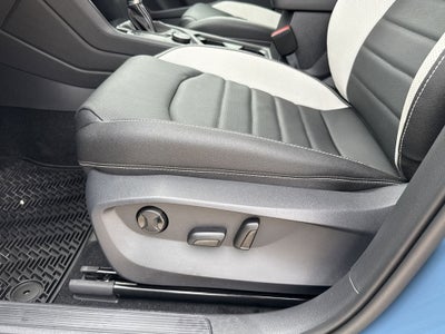 2026 Volkswagen Taos 1.5T SEL