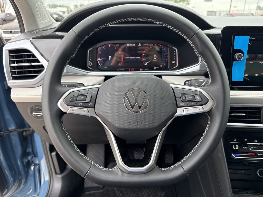 2026 Volkswagen Taos 1.5T SEL