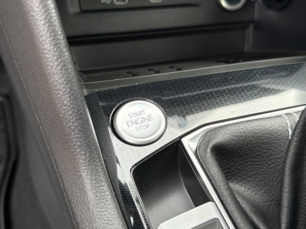 2026 Volkswagen Taos 1.5T SEL